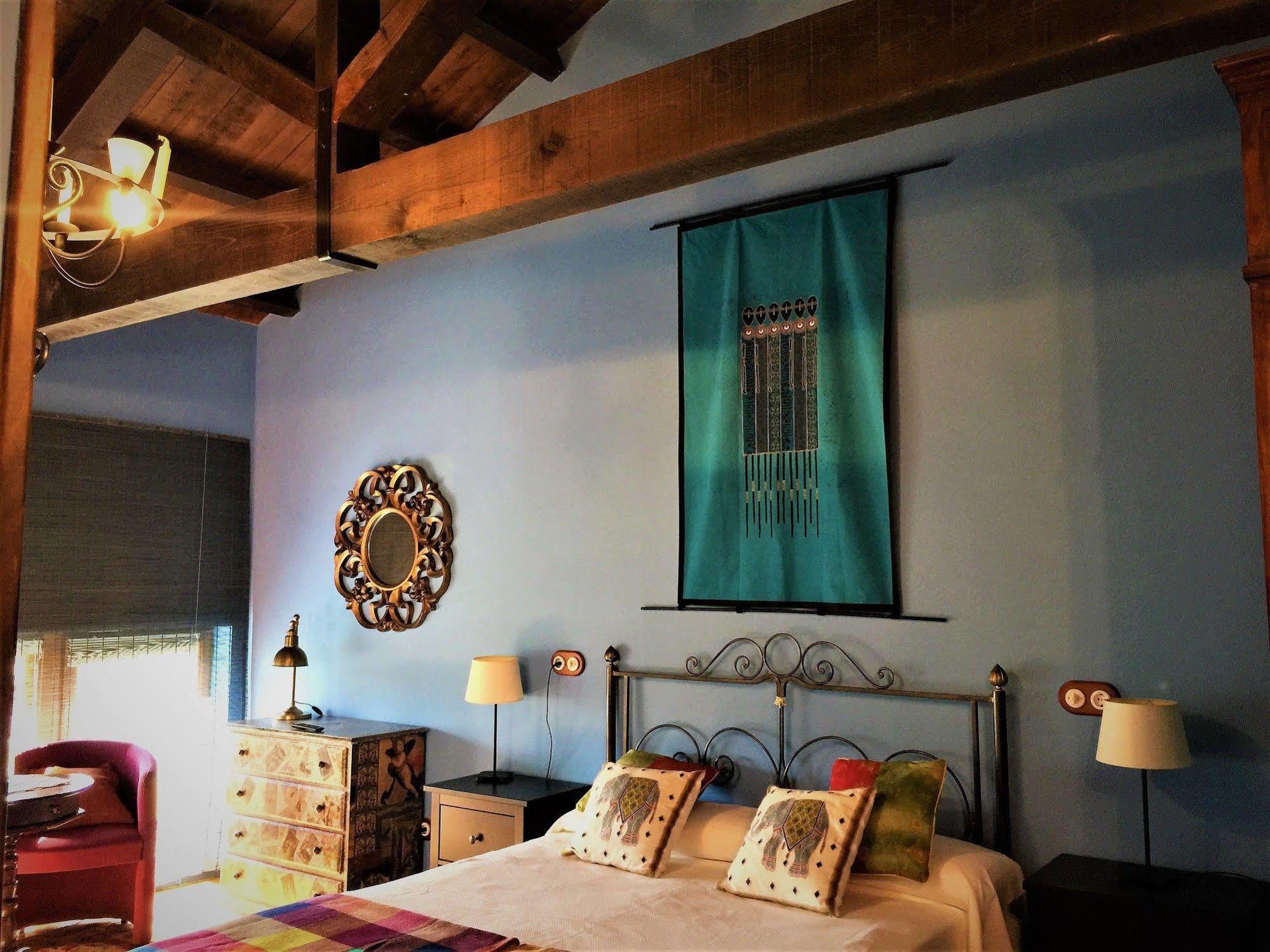 Os Tres Teixos Otel Adelán Dış mekan fotoğraf
